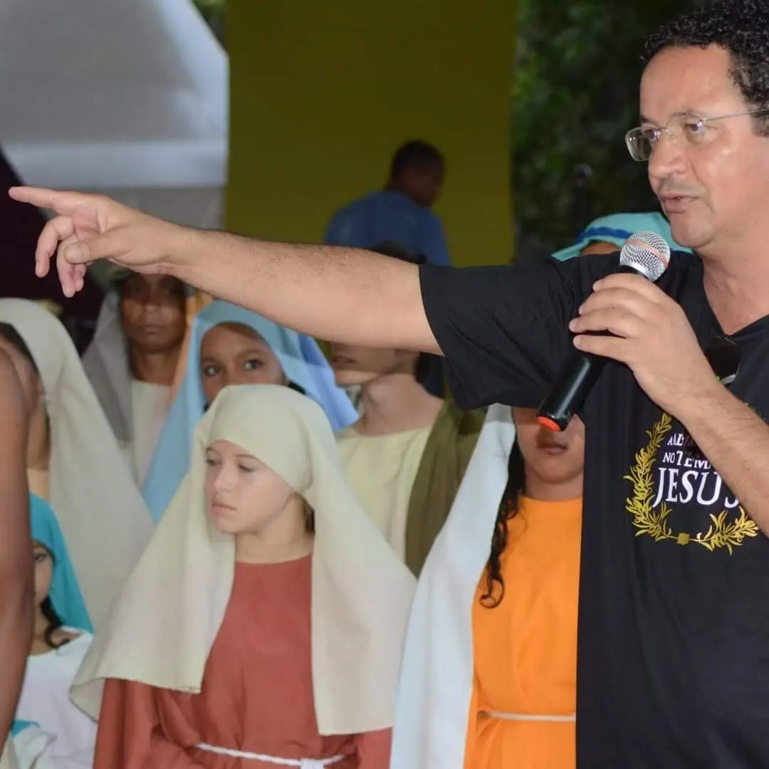 Ênio na Feira de Comida e Alimentação no Tempo de Jesus, em Santa Bárbara, MG