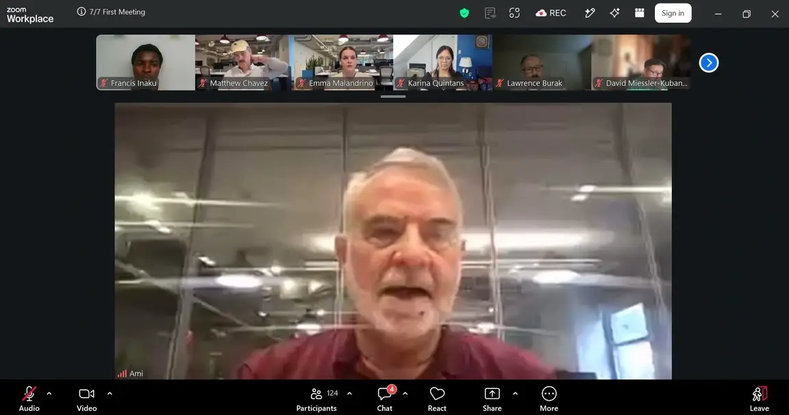 Ami Dar hosts an Idealist Days 7/7 gathering on Zoom with participants around the world.