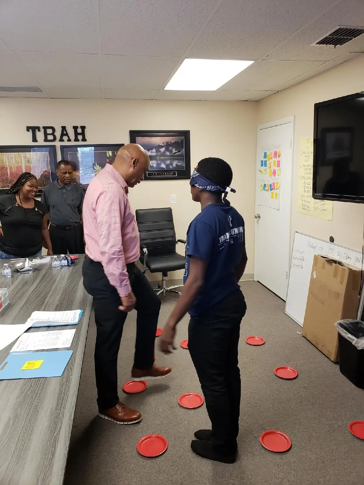 🚨 URGENT: Mentors Needed for Youth Ages 10–17 in Tampa!