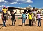 Logo of Hearts & Horses