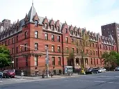 Logo of Hostelling International New York