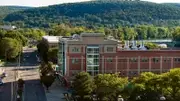 Logo de Binghamton University- College of Community and Public Affairs