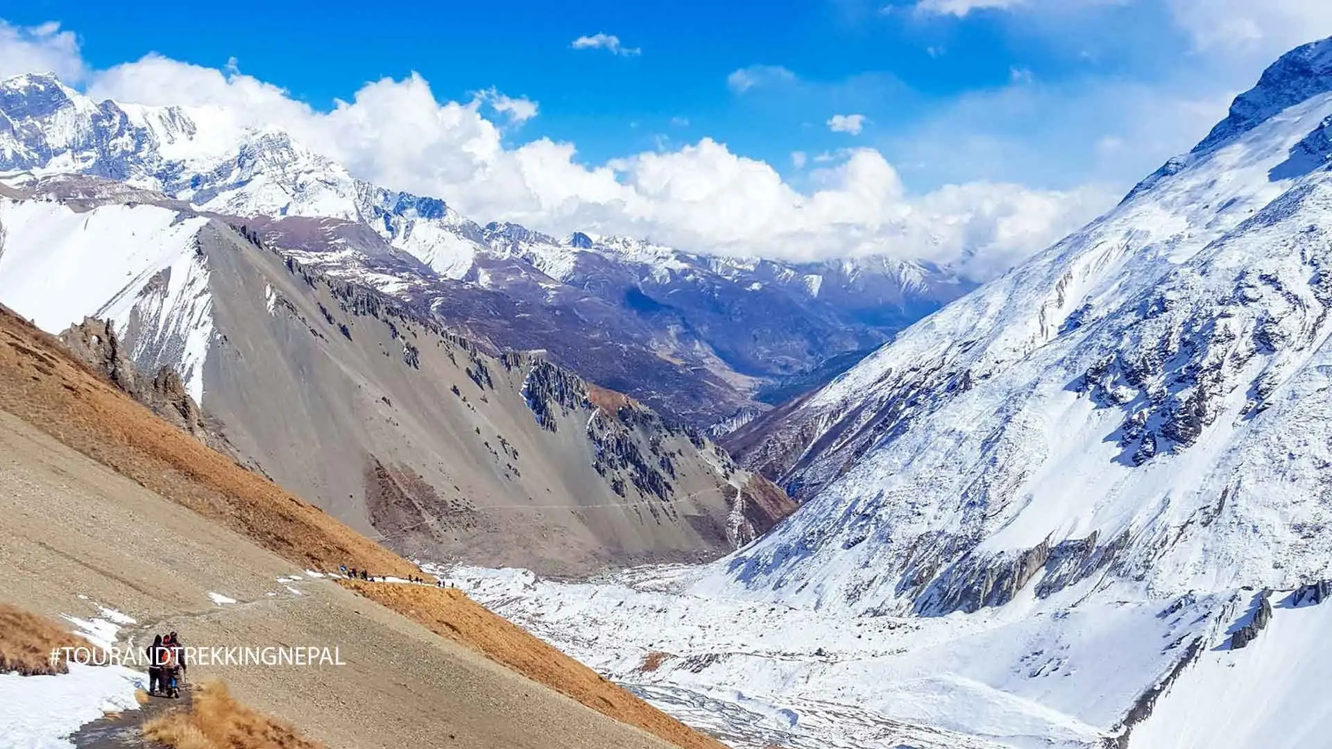 Volunteering and Base Camp Trek in Nepal