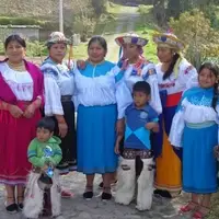 Volunteer with indigenous community in the Andes
