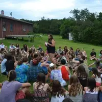 Listening to a Shabbat story