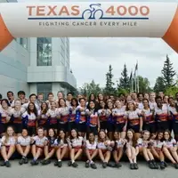 2024 team in front of the Texas 4000 arch