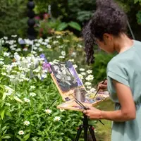 Artist in East Side Garden