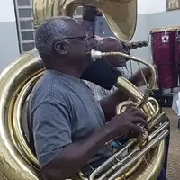 Envolto pela música!