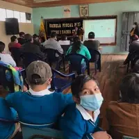 Sin migrar o caminar largos trayectos para llegar a la escuela de la ciudad