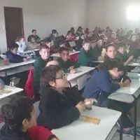 Docentes, ninas y niños de escuelas primarias del Distrito de Saavedra escuchan la presentación del Lic. Claudio Moreno sobre el ODS  6 - Eficiencia Energética - Cambio Climáticocambio climático