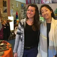 Voluntarias en la tienda de San Isidro