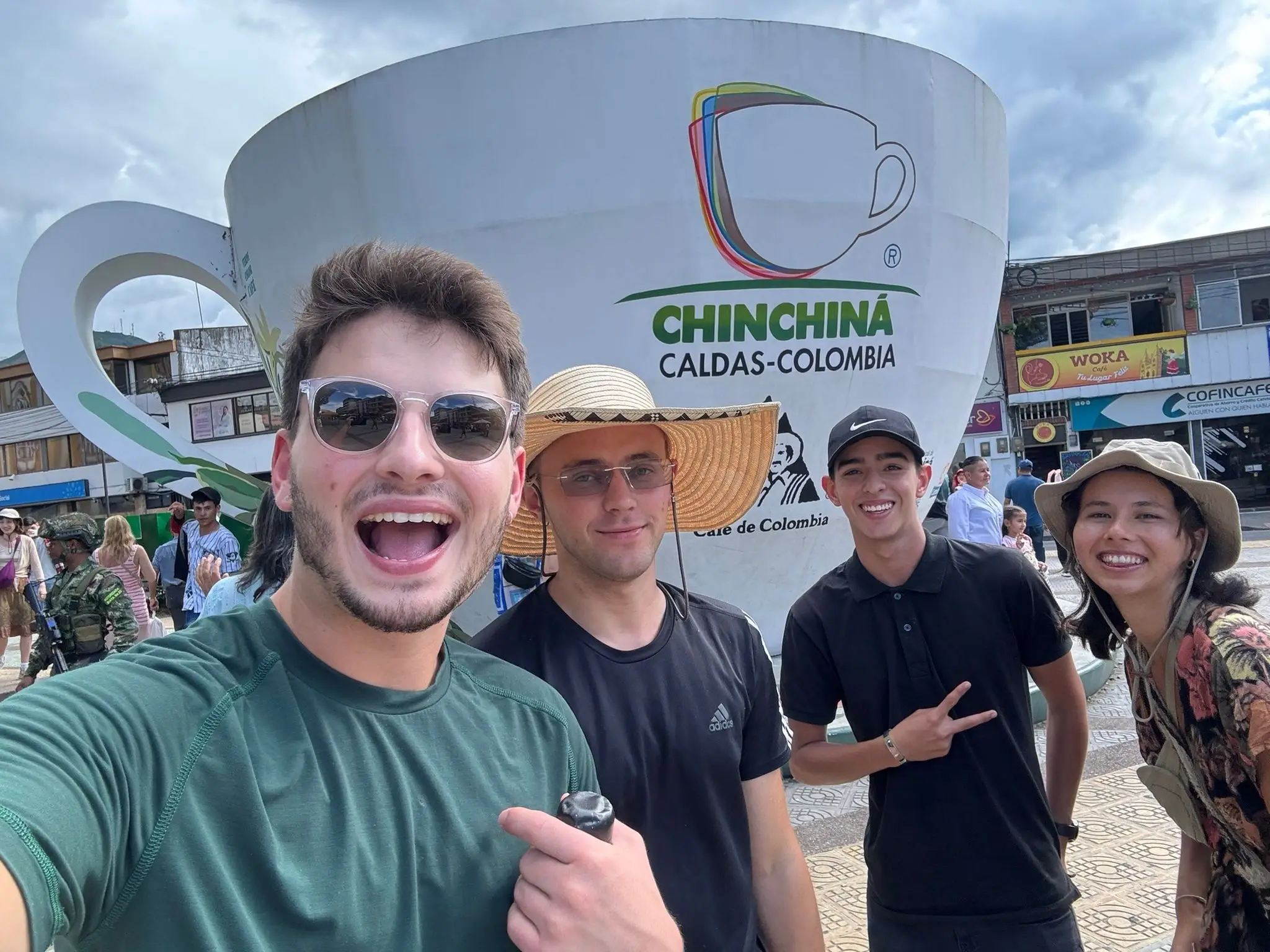 Volunteer in the Coffee Region of Beautiful Colombia