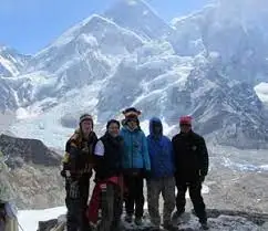 Trekking and volunteering: Travel Tour and Volunteering