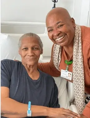 Hospice Volunteers (Brooklyn Park)