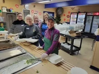 Volunteers Needed at Loaves & Fishes Family Kitchen!