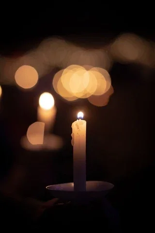 Hospice Volunteer, 11th-Hour Vigils