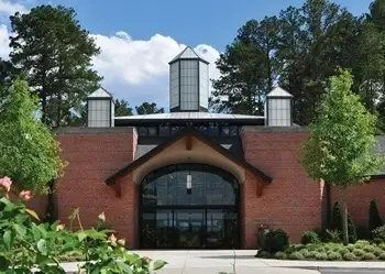 Welcome Visitors with a Smile: Greeters & Admission Support Volunteers Needed!