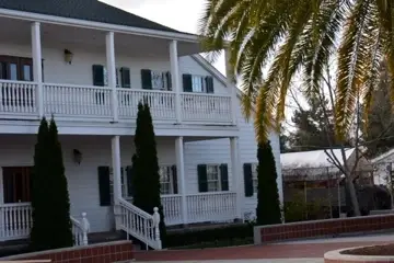 Docent at the Sunnyvale Heritage Park Museum