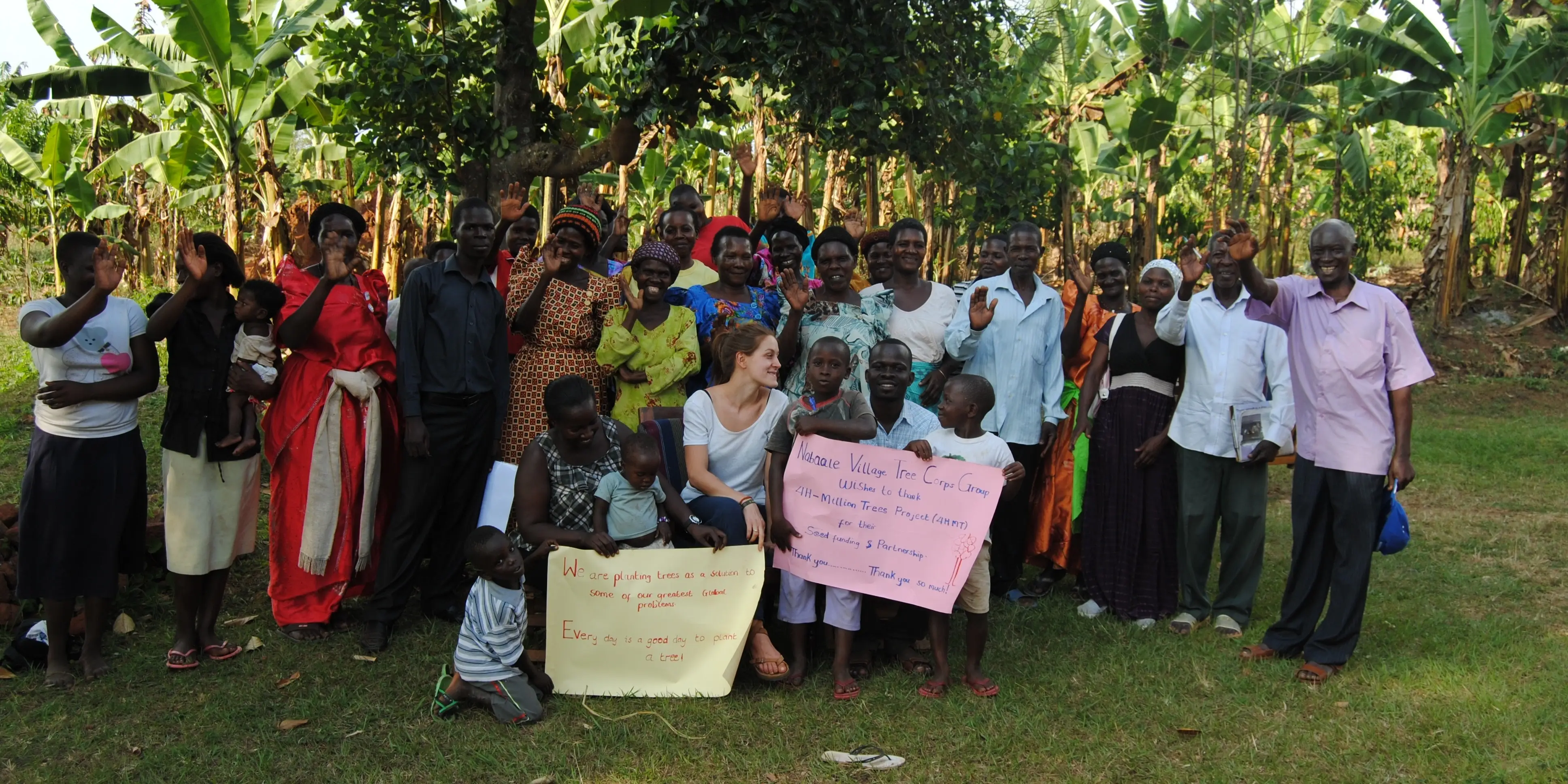 UGANDA: Community Volunteer Work