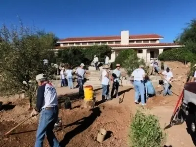 Grounds Work for Desert Oasis