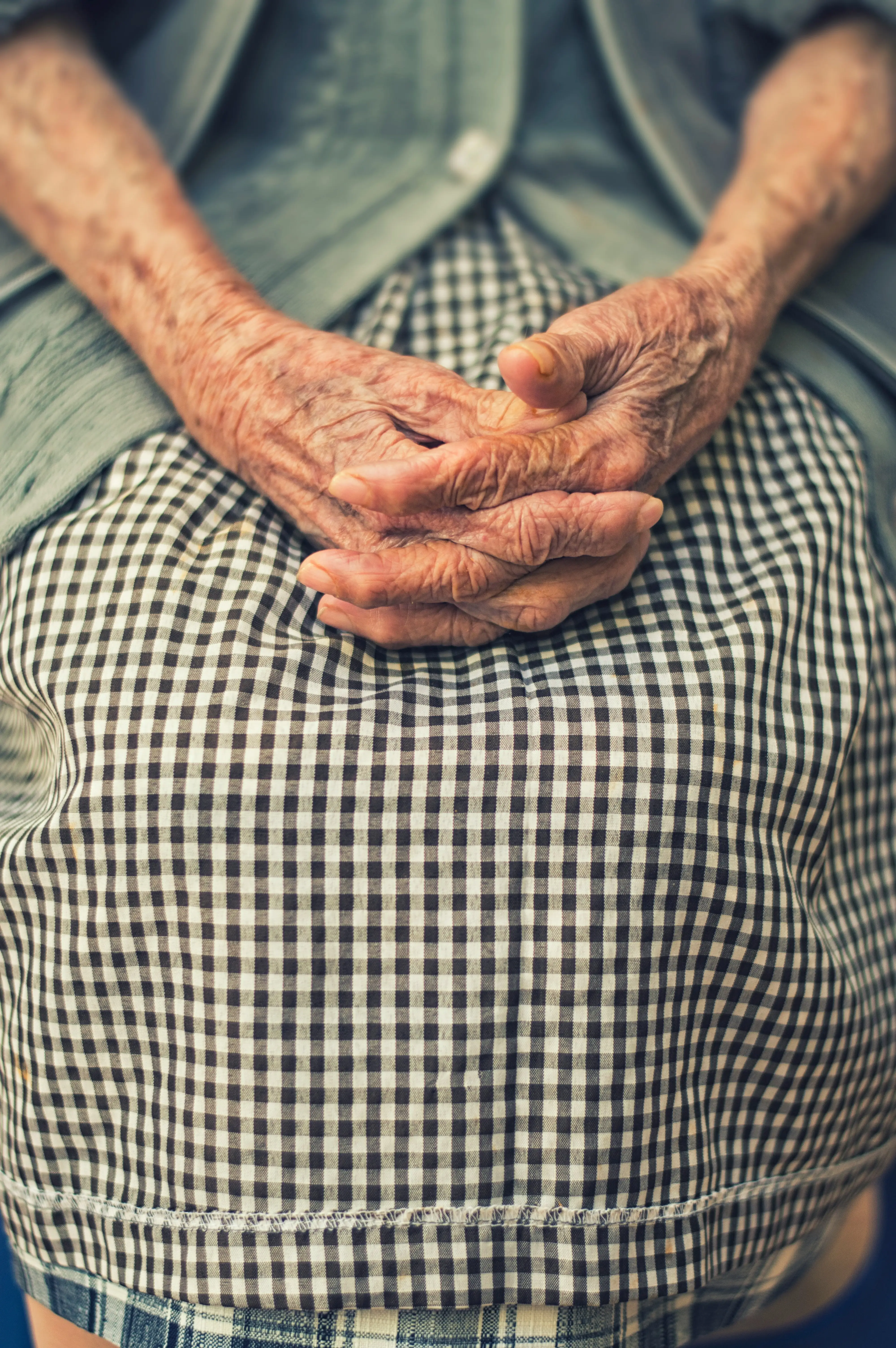 No One Alone- Volunteer with Hospice Care