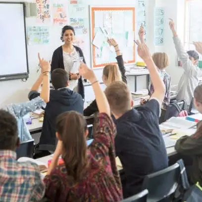 Teach English/ESL and help a refugee learn a new language!