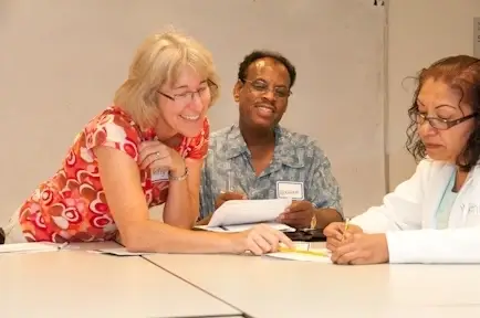 ¿Sabe leer y escribir en español? Ayude a un hispanohablante a leer y escribir en su propio idioma.