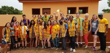 VOLUNTEER OPPORTUNITIES  FOR FAMILIES