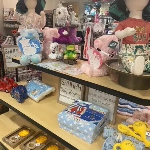 Hospital Gift Shop Volunteer