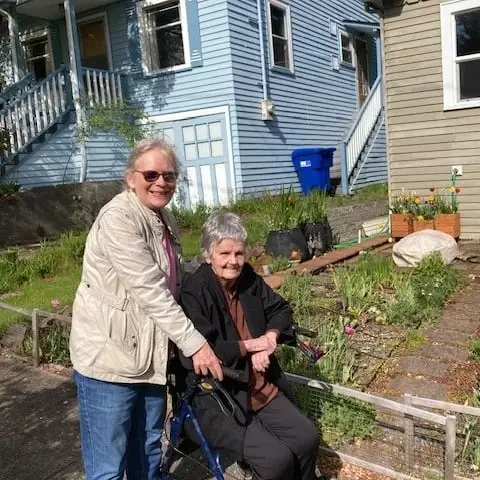 Enjoy Walks and Outings with a Senior in West Seattle