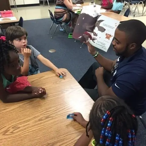 Be the mentor and tutor they'll never forget - volunteer with YReads!