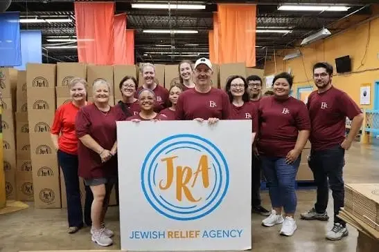 Pack Boxes. Help Neighbors for October Food Distribution 💙