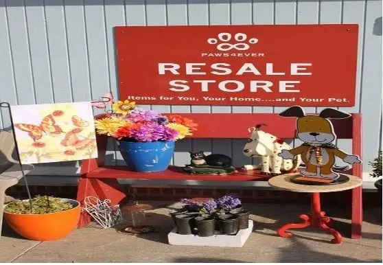 ReSale Store Volunteers
