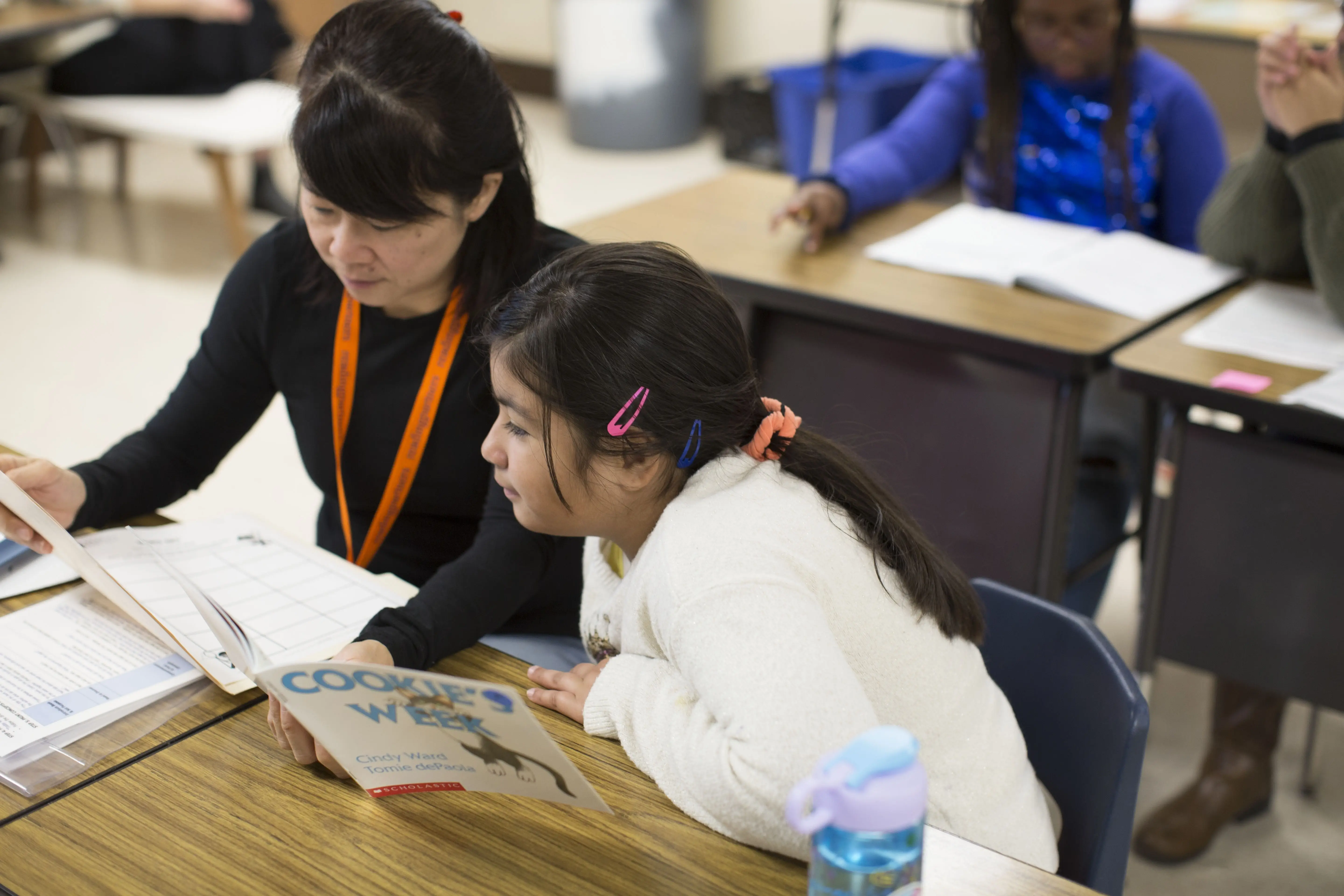 Volunteer to help a student become a stronger reader (Oakland)