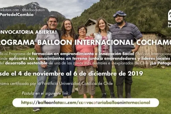 Grupo de personas, sonriente