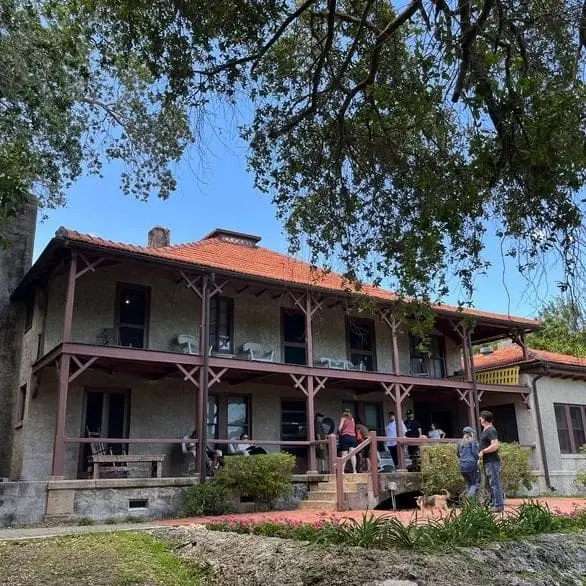 House Museum Tour Guide
