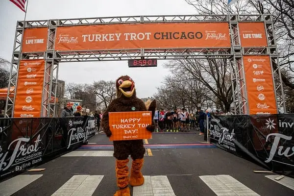 Volunteer at the 2025 Chicago Turkey Trot - 5K + 8K!