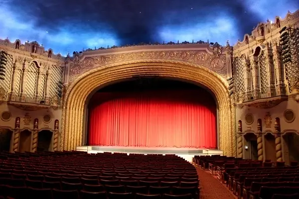 Join our Team! Volunteer Needed at Symphony Hall & Orpheum Theaters --Exciting Opportunities Await!