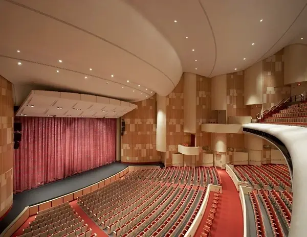 Become a Volunteer Usher at Symphony Hall & Orpheum Theatre!