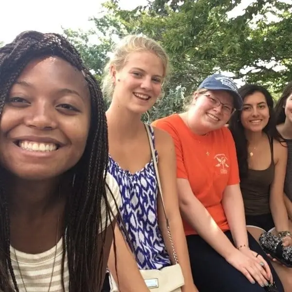 Mentor a Foster Teen in the West Phoenix / Laveen Area