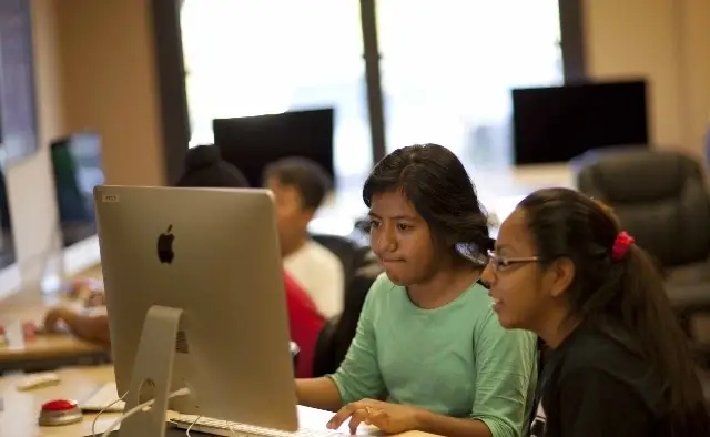 In-Person Assistant Python Programming Mentor