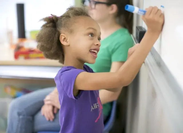 Help youth and teens in Austin communities thrive - be a Learning Center volunteer!