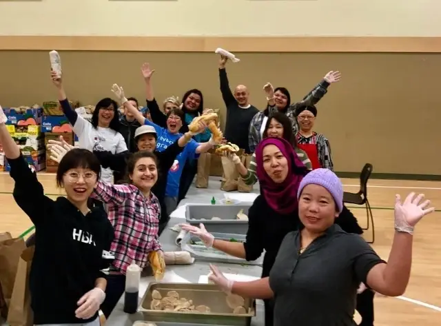 Club Bamboo Kitchen Helper: Provide a nutritious A&NHPI lunch for elders in the community