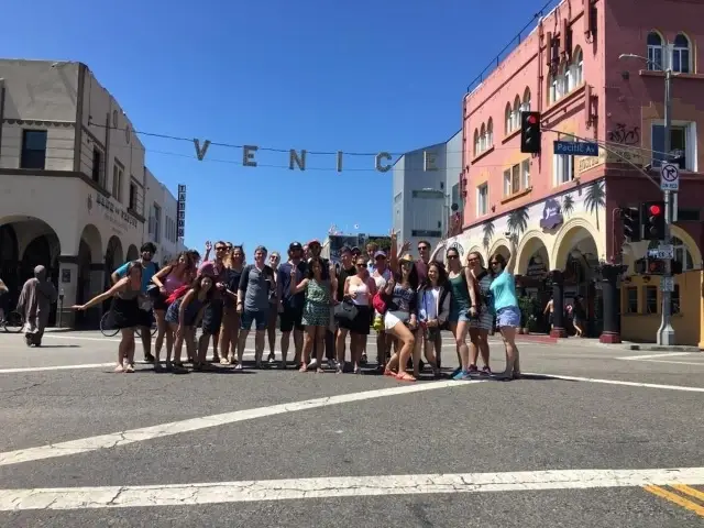 Lead international travelers on walking tours of Santa Monica!