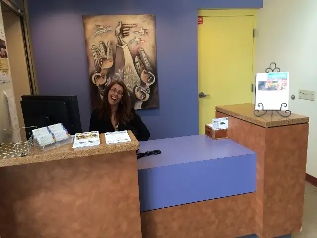 Front Desk Volunteer- Downtown Phoenix