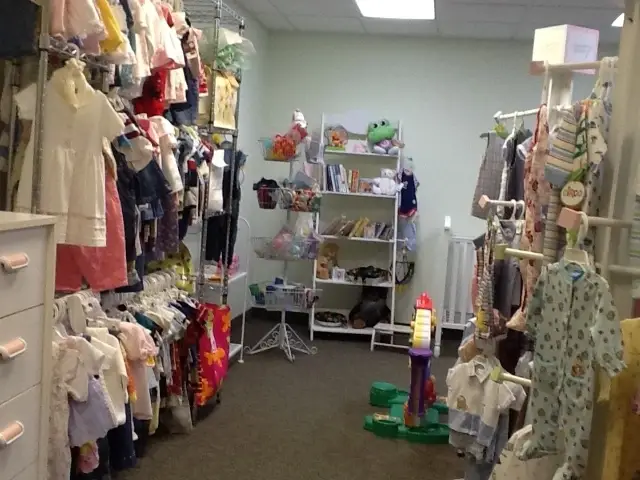 Baby Store Assistant