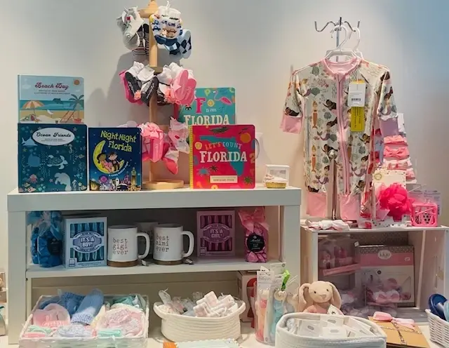 Volunteer in the BEST hospital/baby boutique in town!