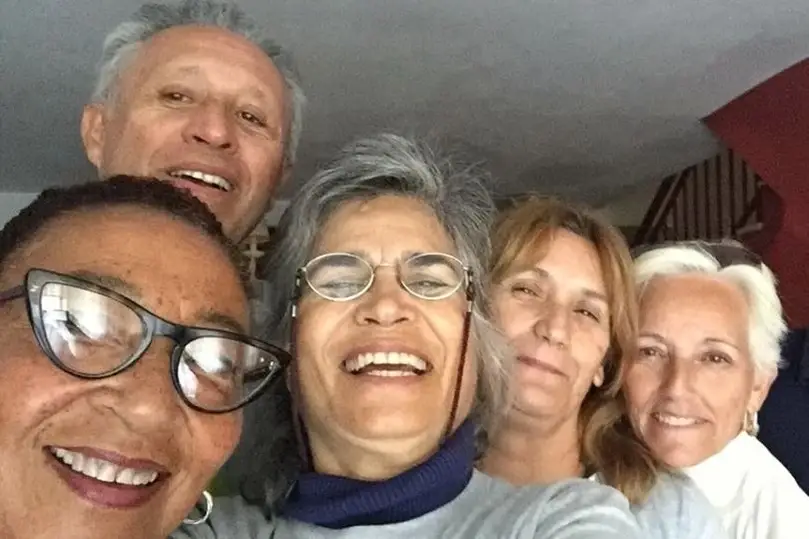 Ingrid and Juana with their friends.