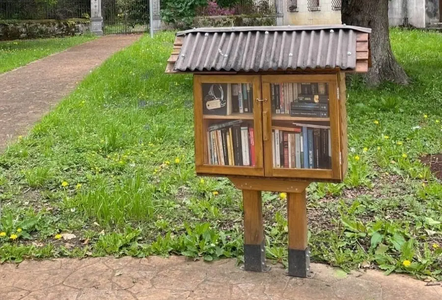 Biblioteca comunal en Bizkaia, España