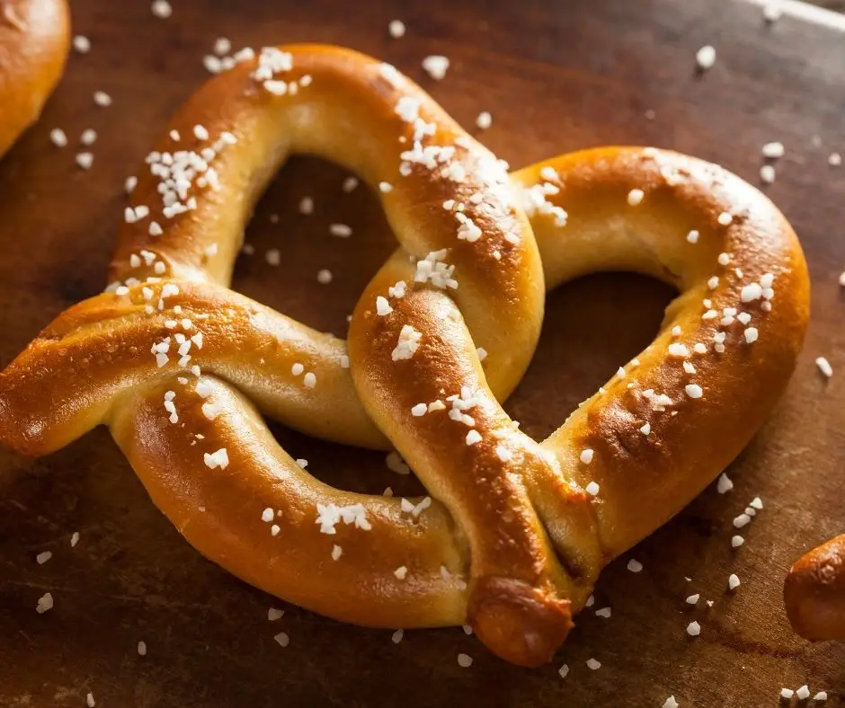 Provide concessions and hospitality support to local theater on Fridays-Sundays